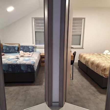 Apartmani Venecia Prozor Exteriör bild