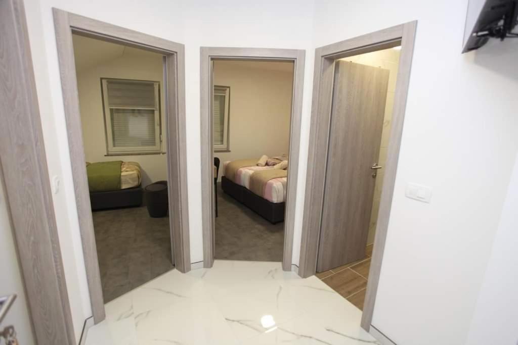 Apartmani Venecia Prozor Exteriör bild