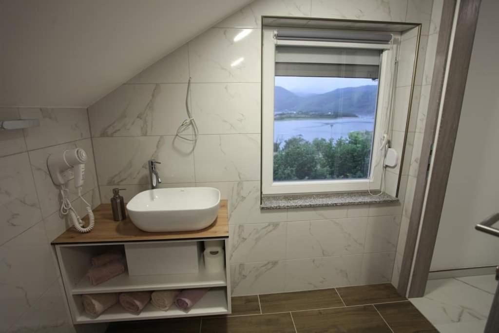Apartmani Venecia Prozor Exteriör bild