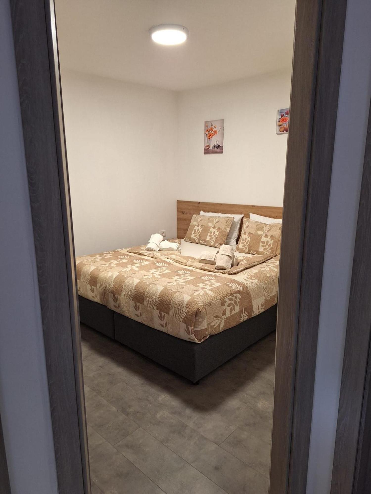 Apartmani Venecia Prozor Exteriör bild