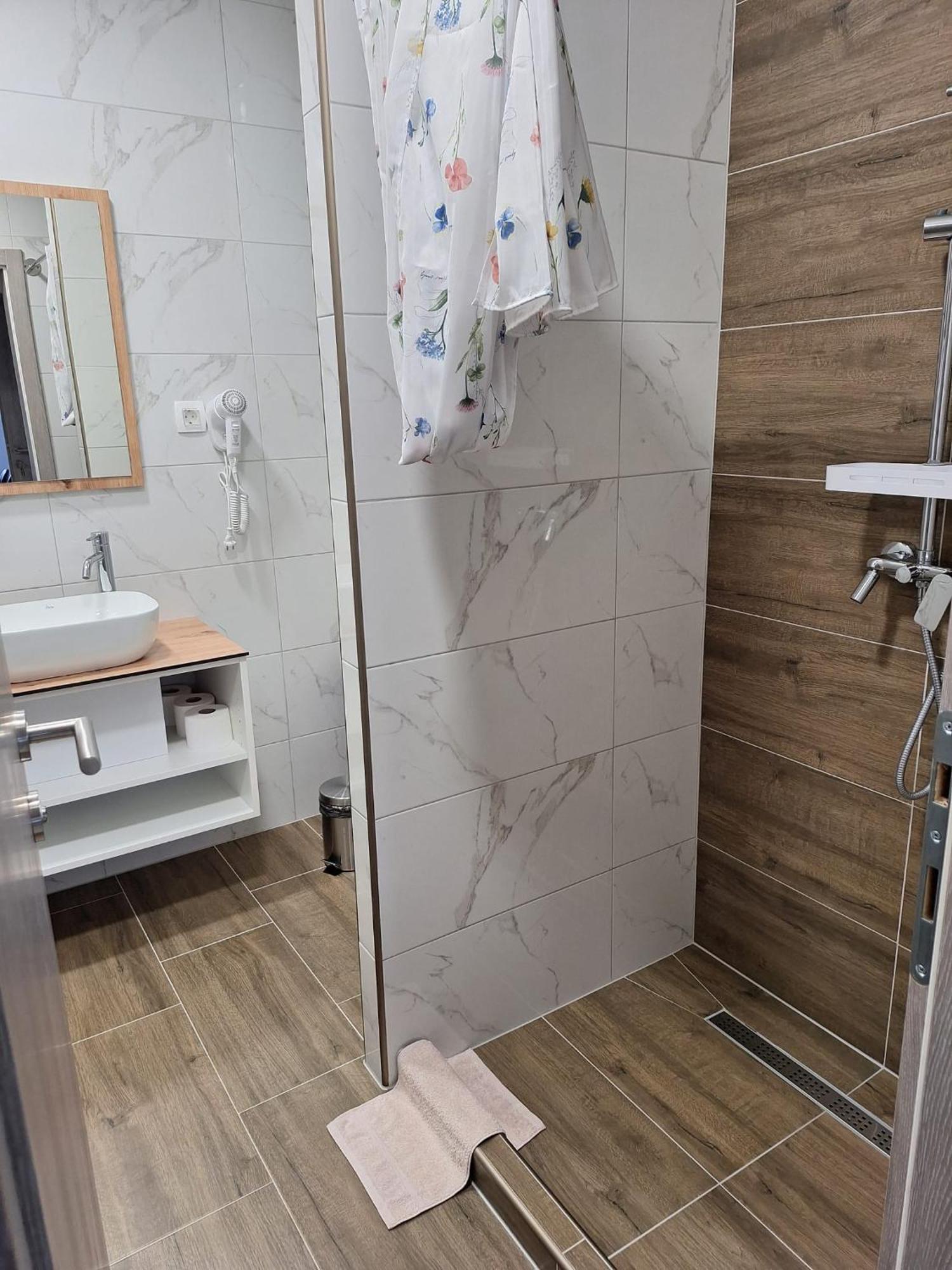 Apartmani Venecia Prozor Exteriör bild